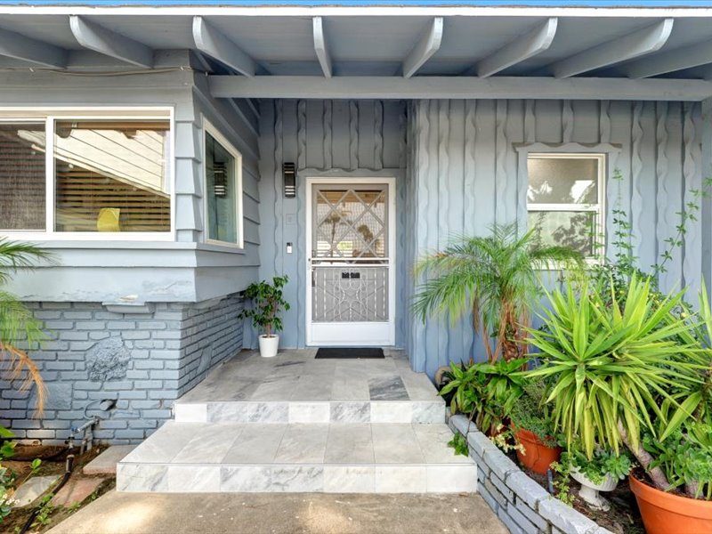 Covered front entry